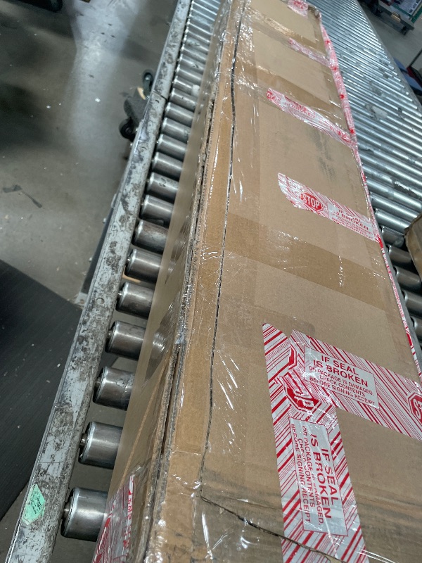 Photo 1 of ***MISSING PARTS SEE COMMENTS***Amazon Basics Smart Box Spring Bed Base, 7-Inch Height Mattress Foundation, Tool-Free Easy Assembly, Extra Firm Support, Queen, 79"L x 59.5"W x 7"H, White