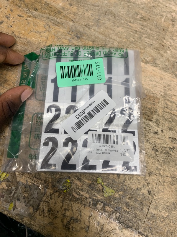 Photo 1 of 1.5 inch Self Adhesive Numbers for Mailbox, House Numbers, Reflective Mailbox Number, Trash Cans Number, for Outside, 60 PCS (Black/White)