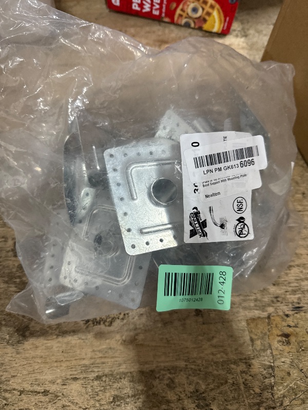 Photo 1 of 10 Pack XFITTING 1/2 Inch Pex Tubing Bend Support With Mounting Plate