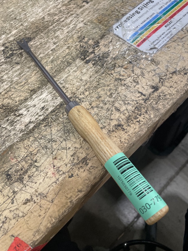 Photo 1 of 11.8 Inch Hand Weeder Weed Puller Tool
Dual?tip design, rust?resistant steel and ergonomic grip for deep?root weeding on lawns, yards and flower beds.
