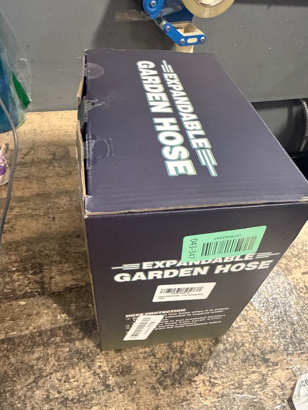 Photo 1 of (used) YIRENWEE Expandable Garden Hose - 100ft, Black/Green