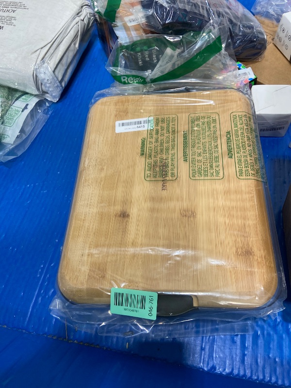 Photo 1 of ***MINOR DAMAGE***
Farberware Bamboo Cutting Board with Clear Locking Lid, 11 x 14 Inch Build-A-Board Charcuterie Board with 6 Compartments for Food Prep, Snack Tray, and Entertaining