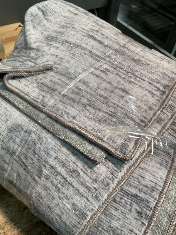 Photo 1 of ***STOCK PHOTO FOR REFERENCE ONLY***
Floor runner 2' x12' t bu Washable Rug Gray Vintage Traditional Mat Distressed Indoor Foldabl**UNKNOW ZISE**