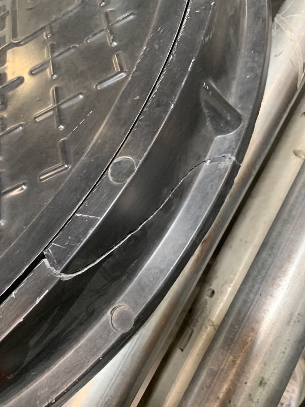 Photo 1 of ** DAMAGE** Natotela 27.6in Round Manhole Cover and Frame, Fiberglass Recessed Solid Top Cover with Base Size 31in,25in Clear Opening,Septic Tank Cover and Base 
