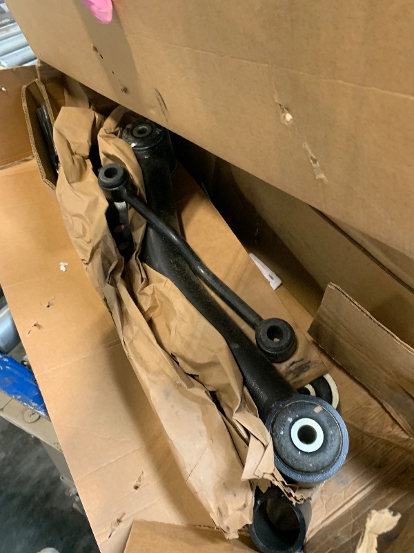 Photo 1 of ** VERY USED* Rough Country Long Arm Upgrade Kit for 84-01 Jeep Cherokee XJ | 4-6" - 68900U