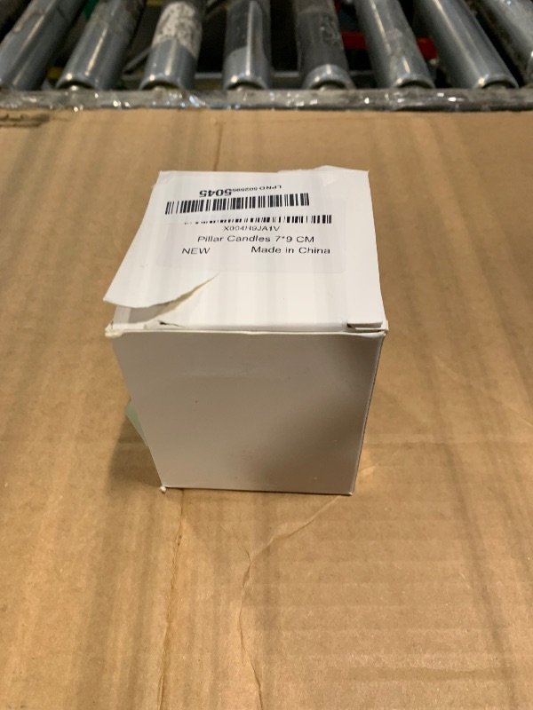 Photo 1 of ** SOLD AS IS NO REFUND/RETURN** SEE COMMENTS!
Topsics White Pillar Candle, Valentine's Day Pillar Candle, Unscented Heart Patterns Pillar Votive Candle 36 Hours Burn Time (2.8" x 3.5")