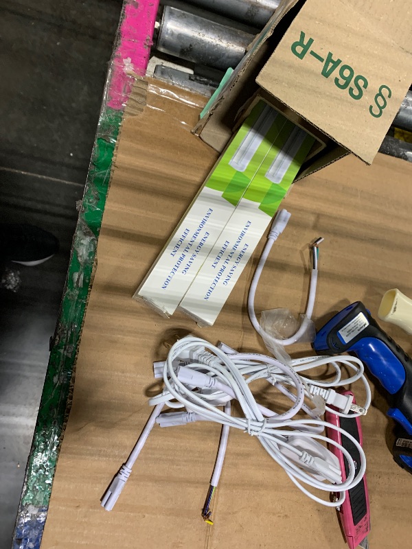 Photo 1 of ****only 2***** JOMITOP 2FT T8 LED Garage?Shop Light Fixture,3-Color?3000K 4000K 6000K Linkable 20W Ceiling and Utility Light for Under Cabinet Office Garage Workbench Room 4Pack