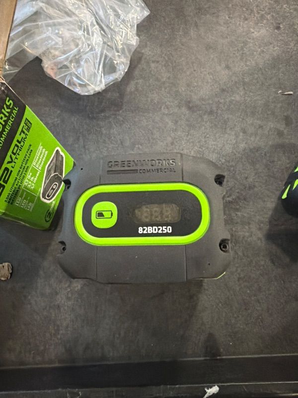 Photo 1 of **UNTESTED**
Greenworks 80V 2.0Ah Lithium-Ion Battery (Genuine Greenworks Battery / 75+ Compatible Tools)