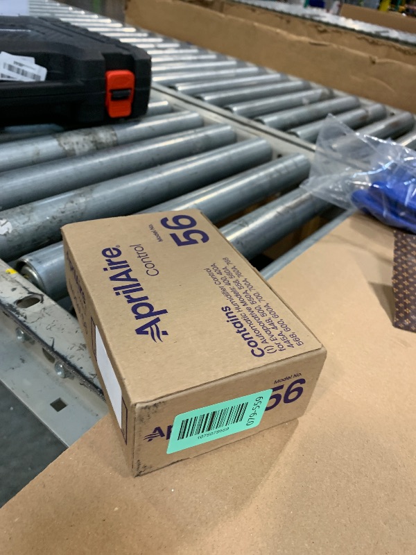 Photo 1 of **UNTESTED**
AprilAire 56 Automatic Whole-House Humidifier Control Humidistat with Outdoor Temperature Sensor for AprilAire Whole-House Humidifiers, Low Voltage 24VAC