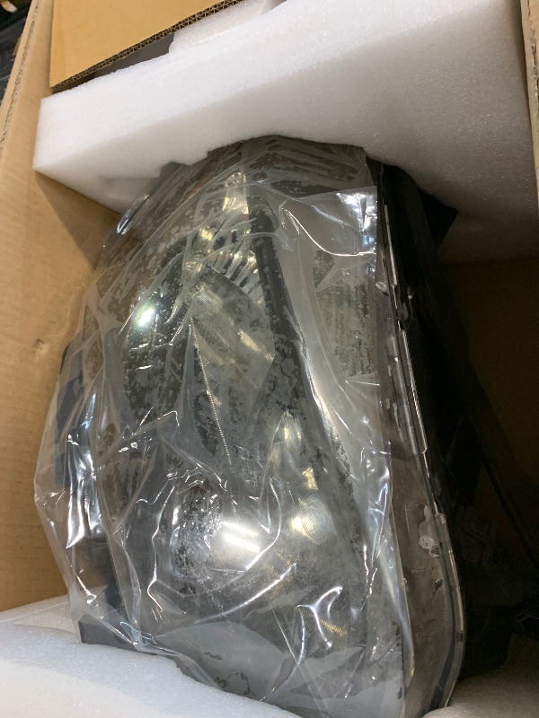 Photo 1 of *MAJOR DAMAGE*
CONLLCON LED Headlights Assembly Compatible with 2013-2017 Chevy Traverse,Headlamp Passenger Side Replacement GM2503375 84262932