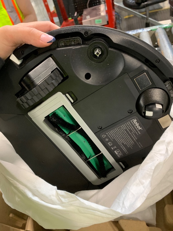 Photo 1 of [iRobot Roomba Vac Robot Vacuum (Q0120) - Easy to use, Power-Lifting Suction, Multi-Surface Cleaning, Smart Navigation Cleans in Neat Rows, Self-Charging, Alexa