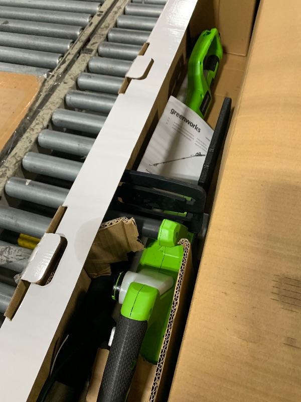 Photo 1 of *FOR PARTS ONLY*
** USED ** Greenworks 7 Amp (2-In-1) 10-inch Corded Electric Polesaw, PSCS06B01