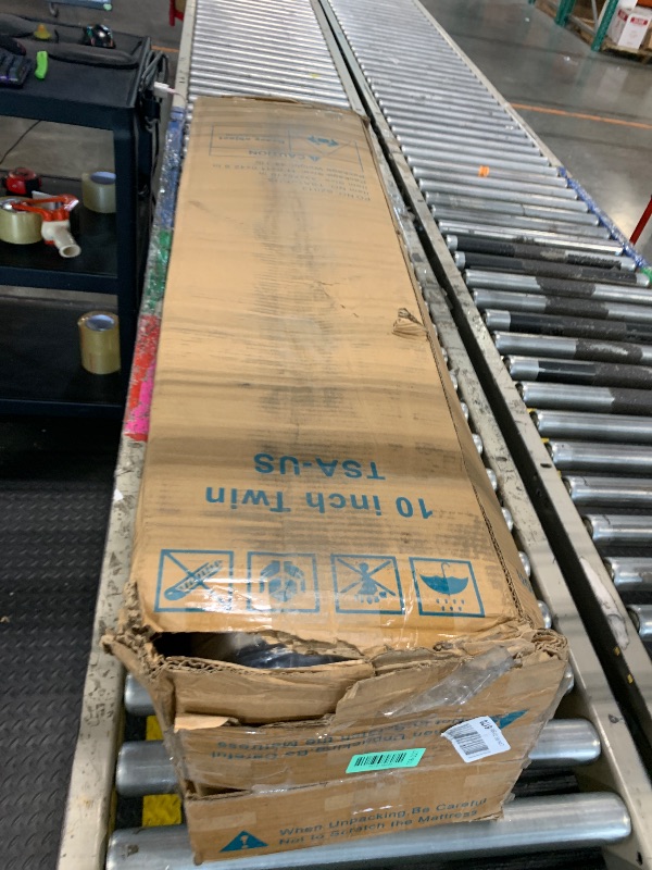 Photo 1 of ***SIMILAR***Full Mattress 10 Inch Hybrid Full Mattress in a Box, Full Size Mattress with Memory Foam and Individual Pocket Springs, Medium Firm Full Mattresses for Motion Isolation Pressure Relief, CertiPUR-US