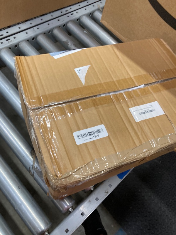 Photo 1 of 10 Pack White Round Tablecloths, 120 Inch Stain Resistant and Wrinkle Polyester Fabric Washable Table Clothes Cover for Kitchen Dining, Wedding, Reception Banquet, Birthday Party, Buffet Restaurant