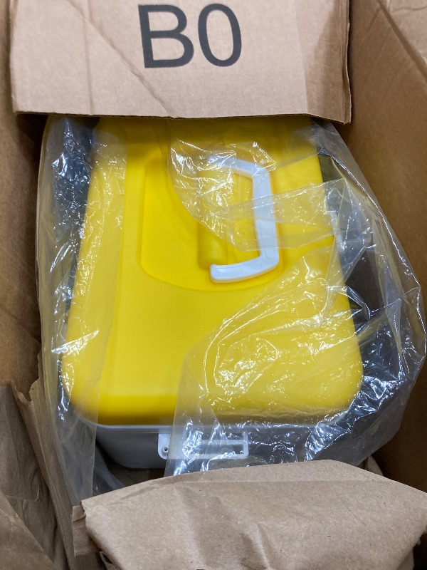 Photo 1 of **MISSING AERATOR**Frabill Bait Box with Aerator | Live Bait Storage Cooler with Portable Aerator | 8-Quart Capacity