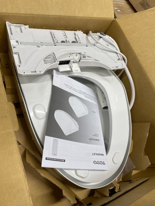 Photo 1 of ***USED**** TOTO® WASHLET® C5 Electronic Bidet Toilet Seat with PREMIST and EWATER+ Wand Cleaning, Elongated, Cotton White - SW3084#01