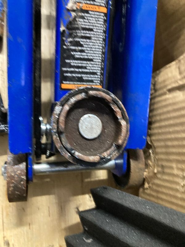 Photo 1 of **JACK HAS RUST/NOT IN ORIGINAL BOX***Jack Boss Floor Jack 1.5 Ton (3,000 LBs) Hydraulic Car Jack, Lifting Range from 5.1 Inch to 12.6 Inch, Fits Sedans Automotive Blue  WITH 2 DURALAST JACK STANDS  2.5 TON