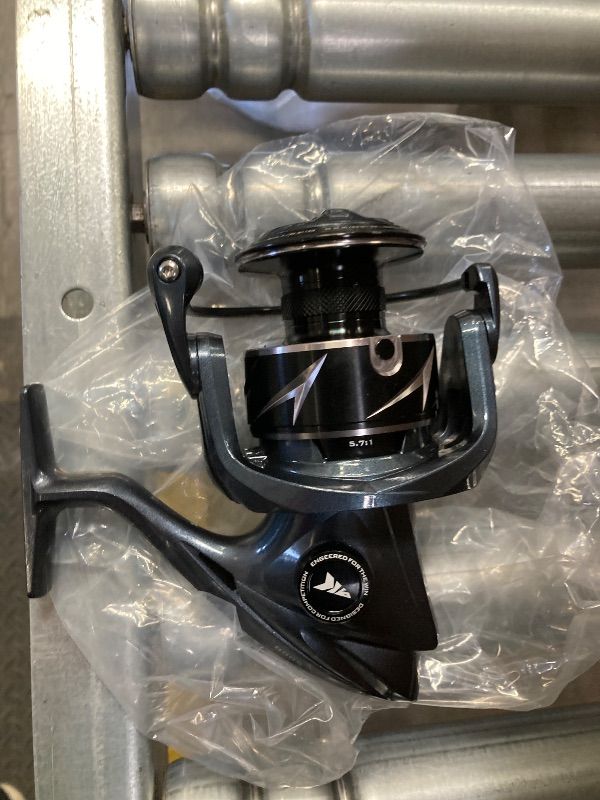 Photo 1 of ****REEL ONLY*** KastKing Rekon Spinning Fishing Reel Combo 7'0" H 5000 Reel, Dark Grey