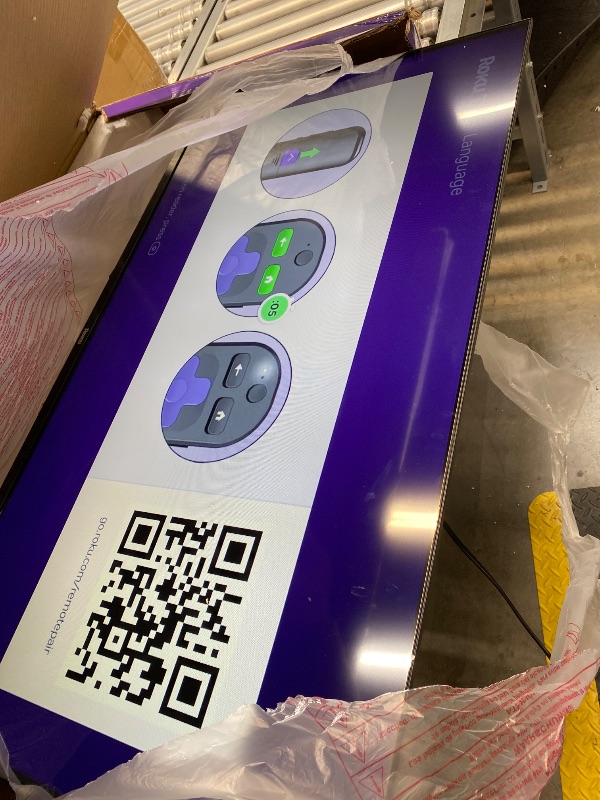 Photo 1 of ****** NO REFUND*****  NO RETURN******* Roku Smart TV – 40-Inch Select Series, 1080p Full HD TV – Roku TV with Voice Remote – Flat Screen LED Television with Wi-Fi for Streaming Live Local News, Sports, Family Entertainment