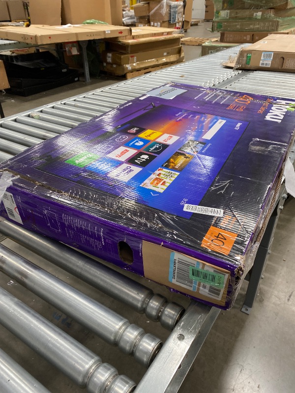 Photo 1 of ***** NO RETURN***** NO REFUND***** Roku Smart TV 2026 – 40-Inch Select Series, 1080p Full HD TV – Roku TV with Voice Remote – Flat Screen LED Television with Wi-Fi for Streaming Live Local News Sports & Movies, Bluetooth Headphone Mode