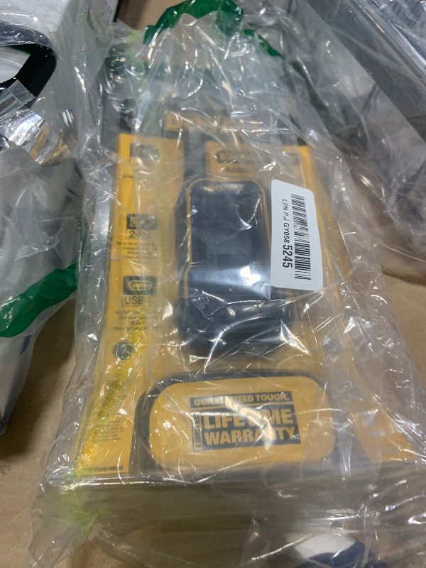 Photo 1 of DEWALT DXFRSBH600 FRS Business Radio, Pro-Grade 2 Way Radio, 2W, 24hr Runtime, CommandCall, Handheld, DXFRSBH600