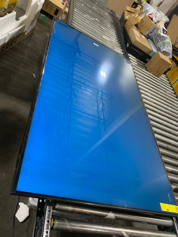 Photo 1 of Samsung 75-Inch Class QLED Q7F Series Samsung Vision AI Smart TV (2025 Model, 75Q7F) Quantum HDR, Object Tracking Sound Lite, Q4 AI Gen1 Processor, 4K upscaling, Gaming Hub, Alexa Built-in
