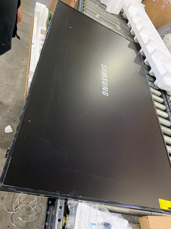 Photo 1 of Samsung 65-Inch Class The Frame LS03F 4K QLED Smart TV (2025 Model) Slim Fit Wall Mount, Modern Frame Design, NQ4 AI Gen2 Processor, Art Mode, Artful Picture Quality, Samsung Vision AI, Alexa Built-in