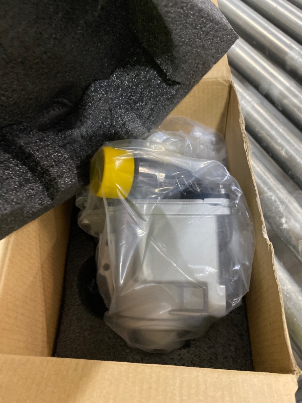 Photo 1 of Electric Engine Water Pump Bolt Kit Replacement for BMW 640i 535i 740i 740Li 135i 335i 335is 335xi 535xi 135is X1 X3 X4 X5 X6 Z4 E60 E61 E82 E88 E90 F01#11517586929 A2C59514607