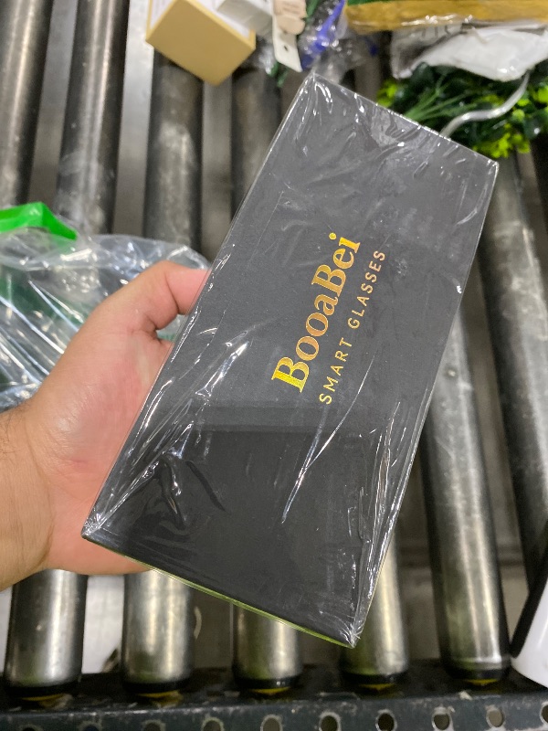 Photo 1 of AI Smart Glasses with Camera and Bluetooth,8MP 2K HD Camera Glasses,AI Voice Control,AI Photo Recognition and Translation,Smart Anti-Blue Light Glasses,IP67 Waterproof for Driving,Outdoor,+2 Lenses.