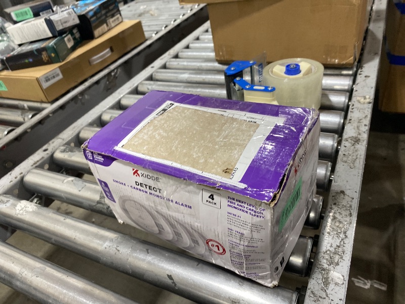 Photo 1 of Kidde  And Carbon Monoxide Detector, AA Battery Powered with LED Status Lights, 85 dB Alarm, 5 inches, 30CUDR, 4 Pack