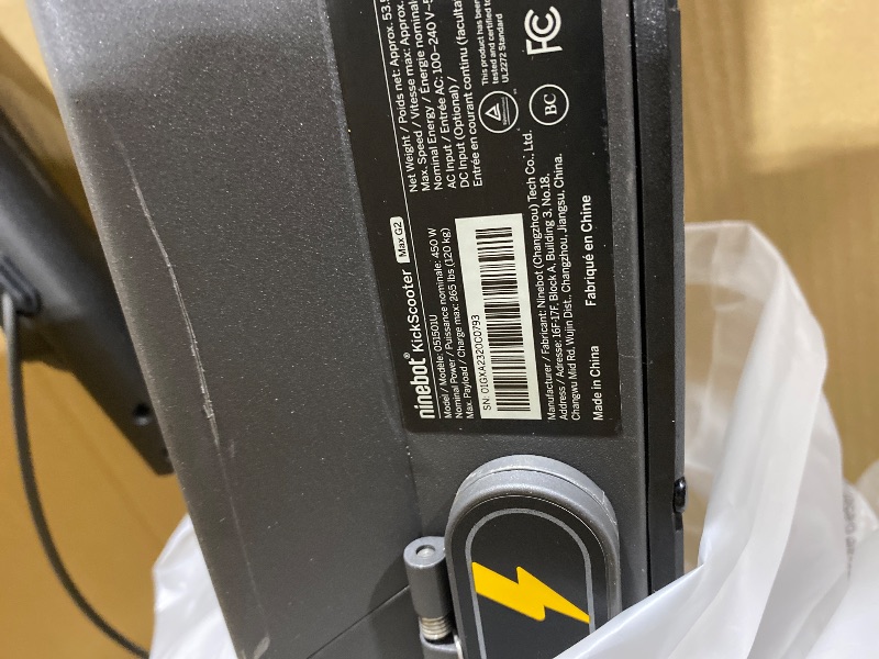 Photo 1 of Segway Ninebot MAX Series Electric Scooter, Up to 22–28 MPH, Long Rang, Dual Suspension & Braking System, Fast Charging, Scooter for Adults, UL-2272 2271 Certified (G2/G3)
