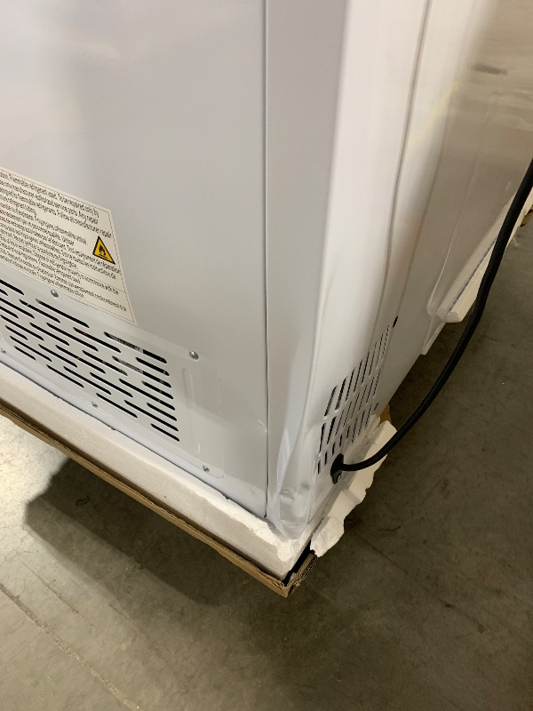 Photo 1 of FRIGIDAIRE 10 Cubic Foot Chest Freezer, 10 cu ft, White