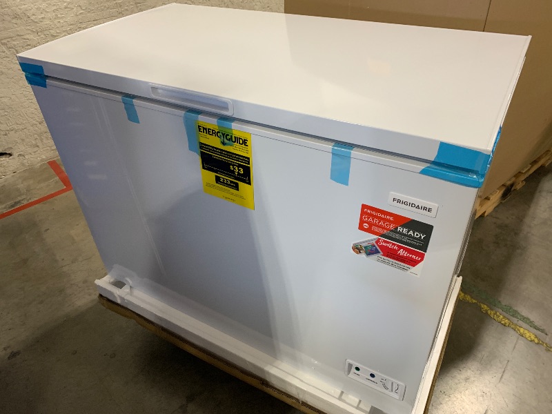 Photo 1 of FRIGIDAIRE 10 Cubic Foot Chest Freezer, 10 cu ft, White