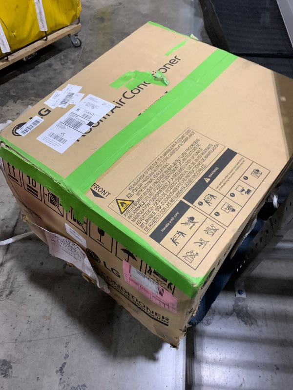 Photo 1 of LG 14000 BTU Window Air Conditioner Energy Saving Dual Inverter Remote Control WiFi Enabled Works w/LG ThinQ, Alexa Washable Filer Ultra-Quiet Cools 700 Sq.Ft. for Large Room AC Unit White LW1522FVSM