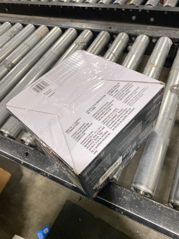 Photo 1 of HALO HLB 4 inch LED Recessed Ceiling Light Canless Dimmable Selectable Lumens and Selectable Color 27/30/35/40/5000K 6-Pack Wet Location Indoor Outdoor Airtight HLB4LSFS5-6PK