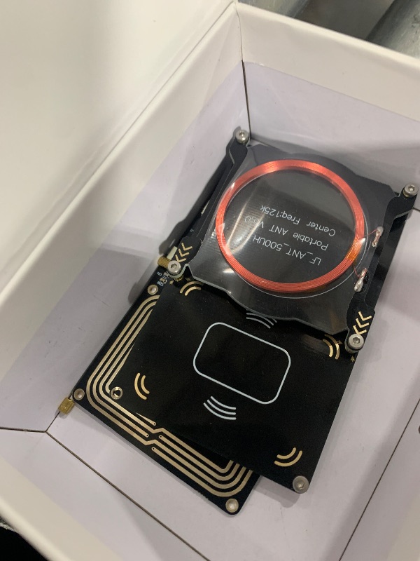 Photo 1 of Upgraded 512k Proxmark3 Easy V3.0 RDV4 Memory ID M1 IC Built-in RFID Card Reader Integrated Antenna Decryptor Decoder 10 IC ID Cards HF LF Frequency
