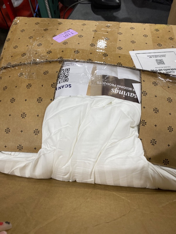 Photo 1 of Beckham Hotel Collection Bed Pillows Standard/Queen Size Set of 2 - Original Soft Down Alternative Pillow for Sleeping - Soft Support for Back, Stomach or Side Sleepers