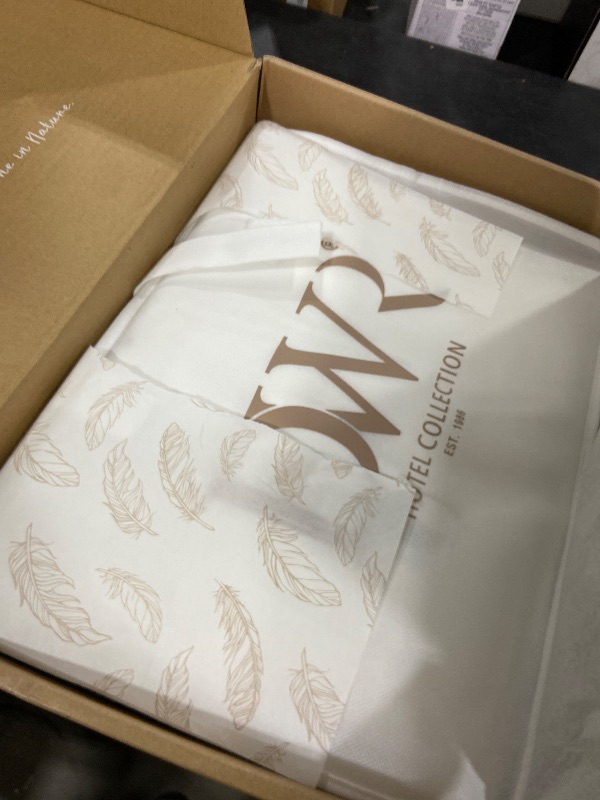 Photo 1 of DWR Goose Feather Down Fiber Comforter Oversized King Size, Fluffy White Duvet Insert, Buttery-Soft and Breathable, Marshmallow-Like Loft, All Season Hotel Luxury Bedding, 8 Corner Tabs, 120" x 98"