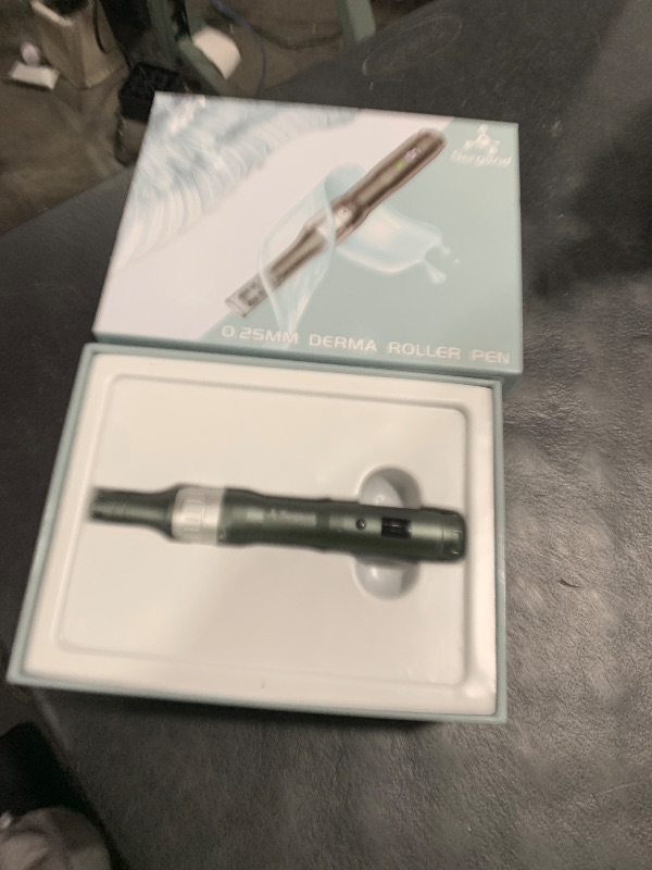 Photo 1 of 0.25mm Derma Roller Pen