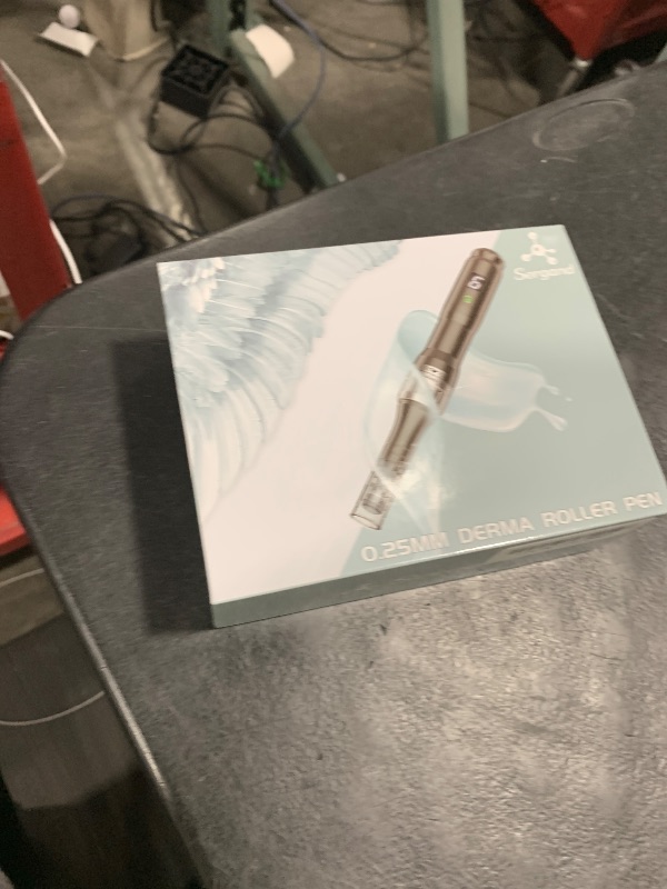 Photo 1 of 0.25mm Derma Roller Pen