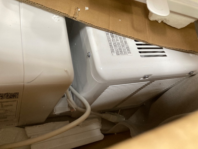 Photo 1 of ***DAMAGED -SELLING AS PARTS**** Midea 8,000 BTU U Shaped Smart Inverter Window Air Conditioner - Cools 350 Sq Ft, Ultra Quiet with Open Window Flexibility - Alexa/Google Assistant Compatible - 37% Energy Savings, Remote (Updated)