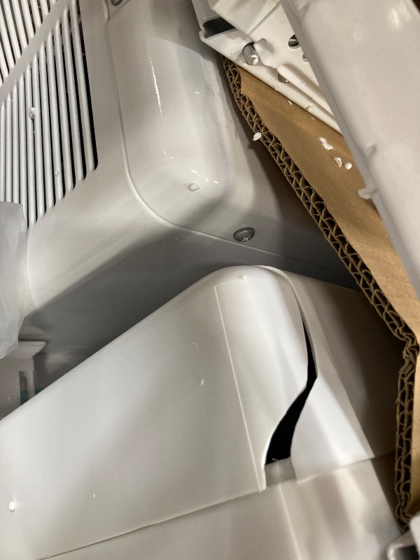 Photo 1 of ***DAMAGED -SELLING AS PARTS**** Midea 8,000 BTU U Shaped Smart Inverter Window Air Conditioner - Cools 350 Sq Ft, Ultra Quiet with Open Window Flexibility - Alexa/Google Assistant Compatible - 37% Energy Savings, Remote (Updated)