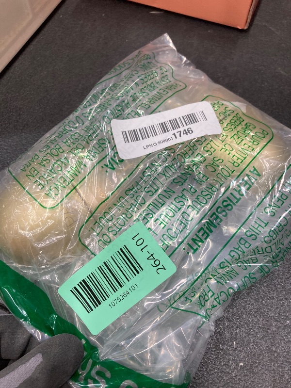 Photo 1 of *2 pack* Pantene Pro-Vitamin Essence, Daily Repair Mist, Weightless Leave-On Treatment Strengthens & Rebuilds Damaged Hair, Reduces Breakage, 2.5 Fl Oz