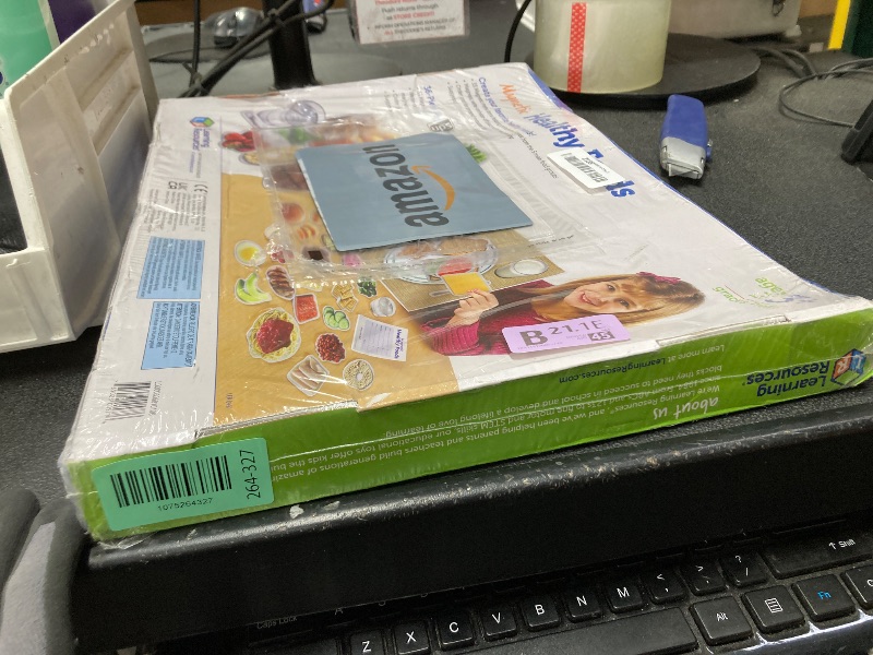 Photo 1 of *FACTORY SEALED* Learning Resources Magnetic Healthy Foods - Play Kitchen Accessories Magnets, Toddler Grocery List Market Pretend Play, Sorting Fruits Vegetables Toys, Fine Motor Skills, Gifts for Boys and Girls