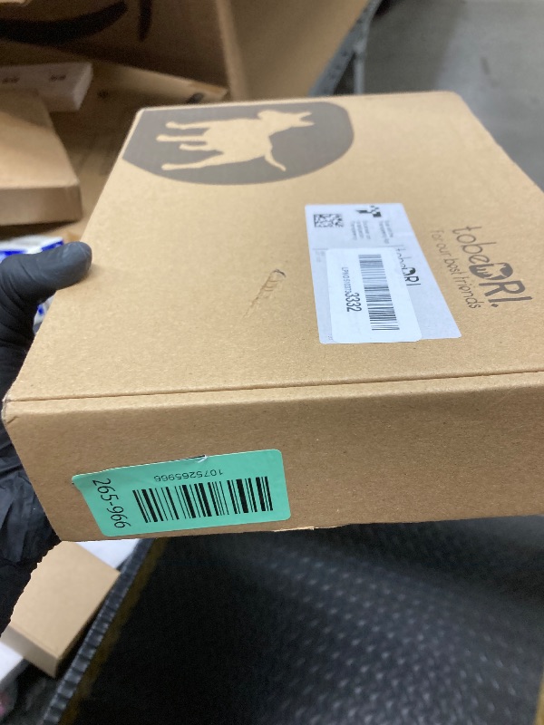 Photo 1 of ***Only the leash is in the box. The harness is missing***No Pull Dog Harness Adjustable Reflective Oxford Easy Control Medium Large Dog Harness with A Free Heavy Duty 5ft Dog Leash***Only the leash is in the box. The harness is missing***
