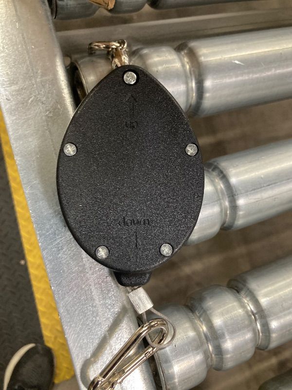 Photo 1 of ***MISSING 2 PIECES -SELLING AS ONE ONLY*** ZUZUAN 1 Pc Upgraded Heavy Duty Retractable Plant Hanger, Plant Pulleys for Hanging Plants, Easy to Raise and Lower, Auto Lock, Adjustable Hook for Garden Baskets Pots, Birds Feeder and Grow Lights, Black