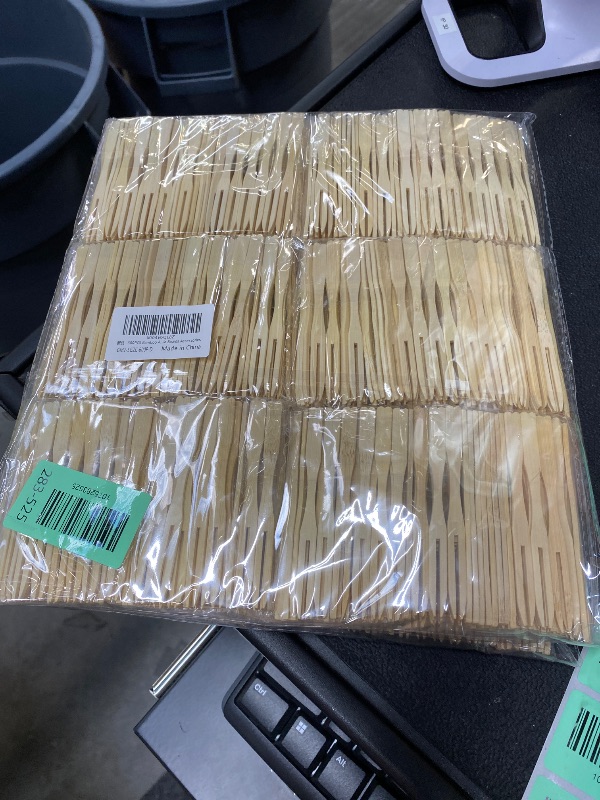 Photo 1 of ****** 2 PACK*****600PCS Bamboo Appetizer Forks, 3.5 IN Mini Charcuterie Forks, Small Wooden Food Picks Disposable, Fancy Toothpicks for Appetizers Fruit Cocktail Wedding Party Supplies Charcuterie Boards Accessories