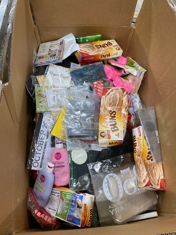 Photo 1 of  ***** NO RETURN*** NO REFUND******Nellis Variety Box: Medium