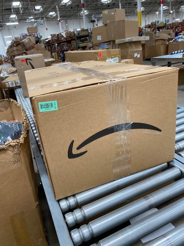 Photo 1 of *****NO RETURN***** NO REFUND****** Nellis Variety Box: Medium