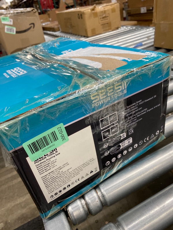 Photo 1 of ***USED***SEESII 40V 16-Inch Cordless Chainsaw: Brushless Electric Chain Saws with 2×4.0Ah Batteries & Charger, Tool-Free Chain Tension, Auto Oiling, for Tree Trimming, Wood Cutting, Yard Work